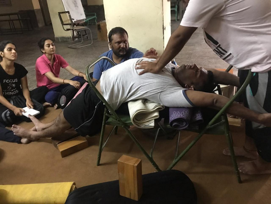 Therapeutic Yoga: Gentle Movements for Deep Healing